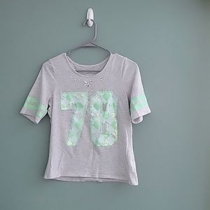 Justice brand tee, size 18